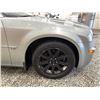 Image 25 : 2005 CHYSLER 300, SILVER, 232485 KMS, REAR WHEEL DRIVE. - D148468