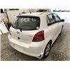 Image 15 : 2008 TOYOTA YARIS, WHITE, 210383 KMS, FRONT WHEEL DRIVE. - D153947