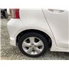 Image 27 : 2008 TOYOTA YARIS, WHITE, 210383 KMS, FRONT WHEEL DRIVE. - D153947