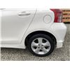 Image 29 : 2008 TOYOTA YARIS, WHITE, 210383 KMS, FRONT WHEEL DRIVE. - D153947