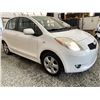 Image 8 : 2008 TOYOTA YARIS, WHITE, 210383 KMS, FRONT WHEEL DRIVE. - D153947