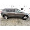 Image 11 : 2011 CHEVY TRAVERSE, GREY, 244382 KMS, FRONT WHEEL DRIVE. - D184932