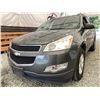 Image 2 : 2011 CHEVY TRAVERSE, GREY, 244382 KMS, FRONT WHEEL DRIVE. - D184932
