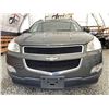 Image 5 : 2011 CHEVY TRAVERSE, GREY, 244382 KMS, FRONT WHEEL DRIVE. - D184932