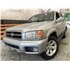 Image 1 : 2002 NISSAN PATHFINDER, SILVER, 346031 KMS, FOUR WHEEL DRIVE. - D732105