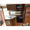 Image 26 : 2008 WILDERNESS TRAVEL TRAILER, WHITE - D324168