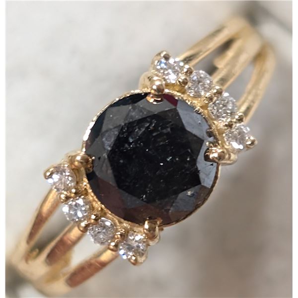 $2000  10K(1.90G),Black Diamond(1Ct)+Labdia(0.10Ct) Ring