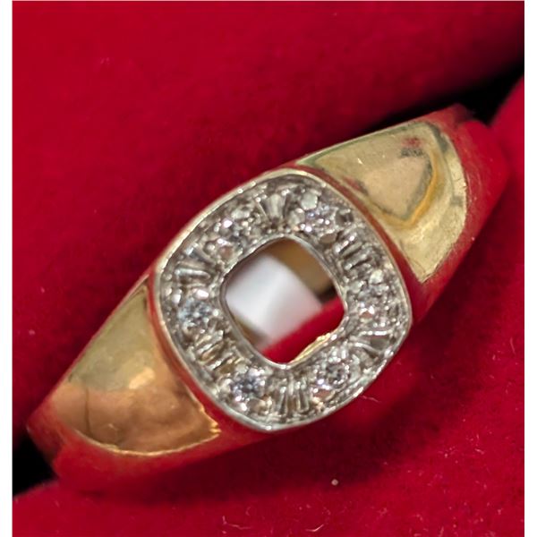 $2000  10K(2.85G),Diamond(0.05Ct) Ring