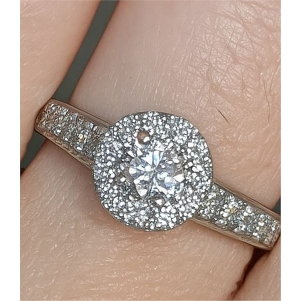 $3070  14K(3.81G),Lab Diamond(0.39Ct) Ring