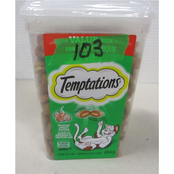 NEW:  TEMPTATIONS SEAFOOD MEDLEY FLAVOR CAT TREATS (454G) - CONTAINER