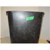 Image 1 : GARBAGE CAN
