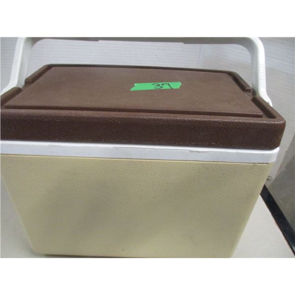 SMALL COOLER