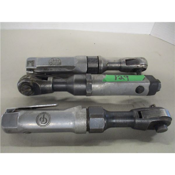 FLAT C/W 3 AIR RATCHETS (1 MAC, 1 INGERSOLRAND, 1 CP)