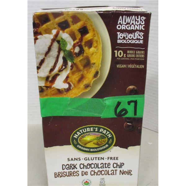 FROZEN:  DARK CHOCOLATE CHIP WAFFLES (210G) - BOX