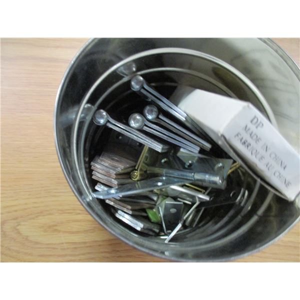 PAIL C/W HINGES