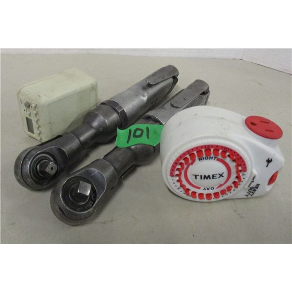 2 - 3/8" AIR RATCHETS & 2 - TIMERS