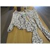Image 4 : MUSCLE BUILDING TAPES & PJ SET (SIZE MEDIUM)