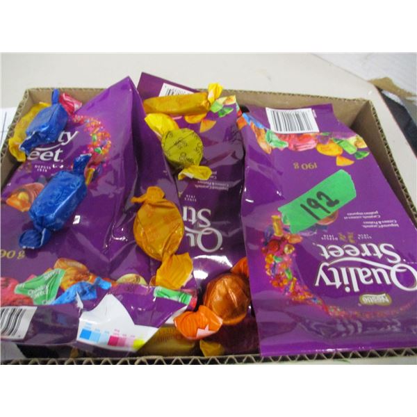 FREIGHT DAMAGE (AS IS):  FLATS C/W OPEN BAGS OF CANDY