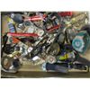 Image 1 : FLAT C/W ASSORTED WATCHES