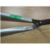 Image 2 : ESTATE:  LONG HANDLE GRASS SHEARS