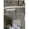 Image 3 : BROWN TOTE & LID