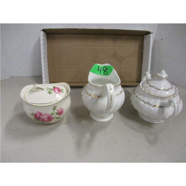 COLLECTABLE:  SUGAR & CREAMER SET & ONE SUGAR DISH
