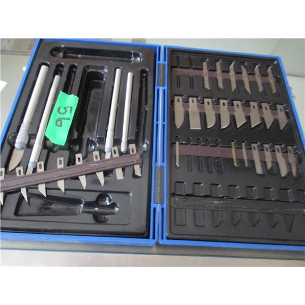 KNIFE SET C/W CASE (INCOMPLETE)