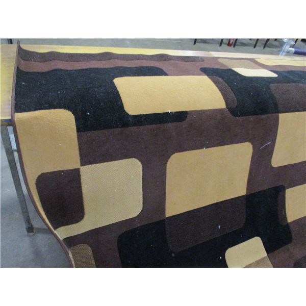 AREA CARPET (APPROX. 64" X 86")