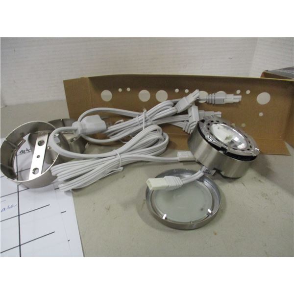 3 PIECE UNDER COUNTER LIGHTS - BOX