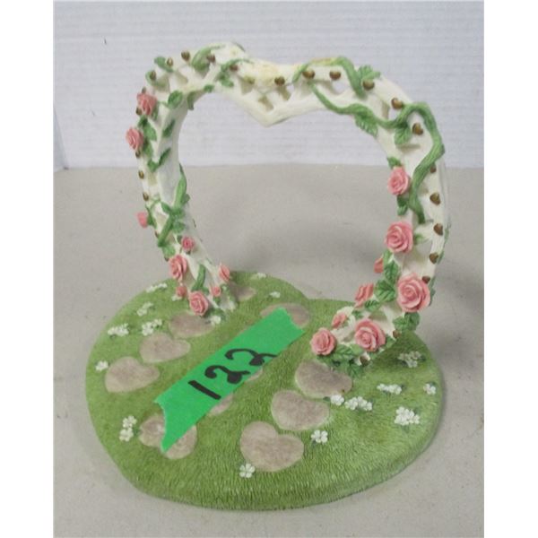 COLLECTABLE:  CHERISHED TEDDIES HEART ORNAMENT