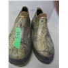 Image 1 : MEN'S CAMO RUBBER SHOES (SIZE 11)