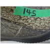 Image 3 : MEN'S CAMO RUBBER SHOES (SIZE 11)