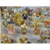 Image 5 : COLLECTABLE:  ASSORTMENT OF ORNAMENTS (CHERISHED TEDDIES, ETC)