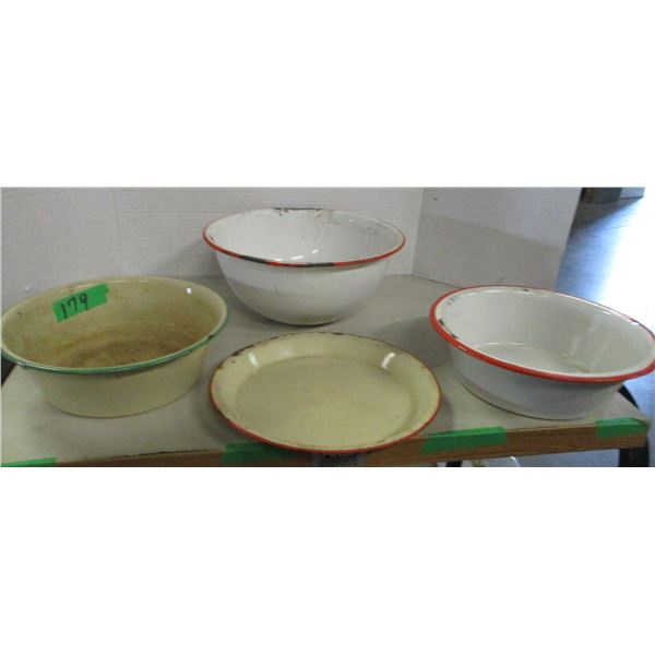 COLLECTABLE:  4 ENAMEL PANS