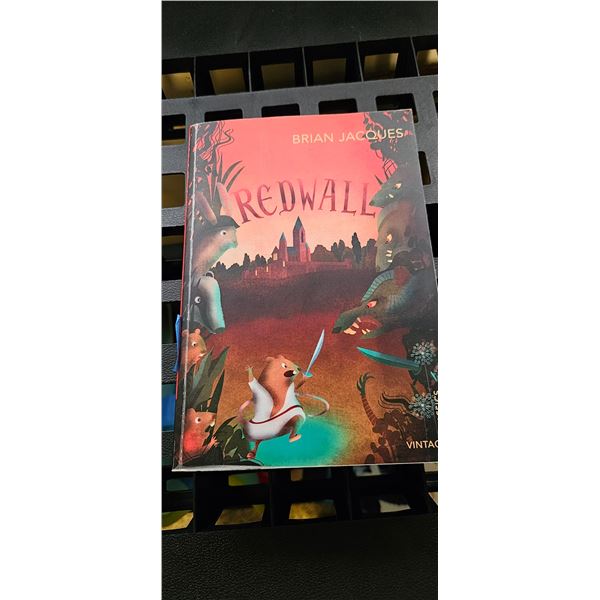 Redwall by Brian Jacques