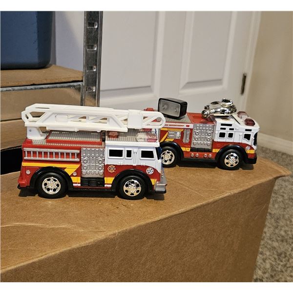 Road Ripper Fire Engines x 2