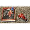 Image 2 : NHL Collector Series Christmas Ornament: Gordie Howe # 9 Detroit Red Wings