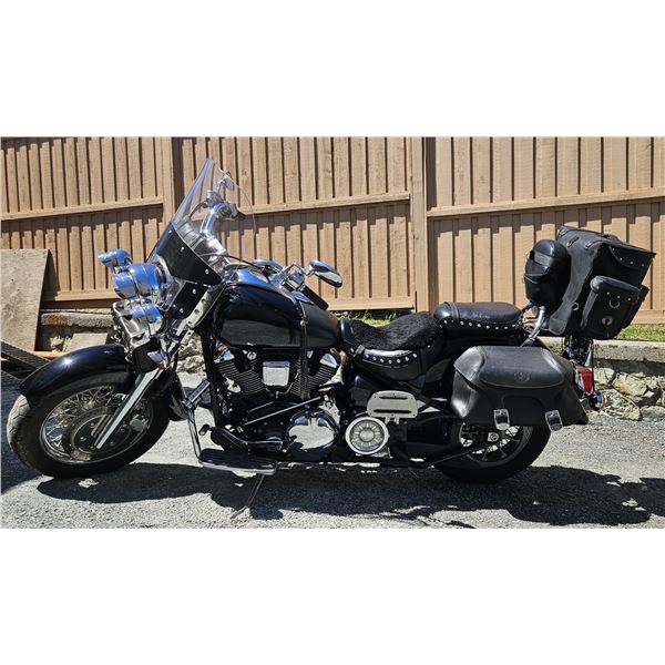 2001 Yamaha Midnight Star Motorcycle