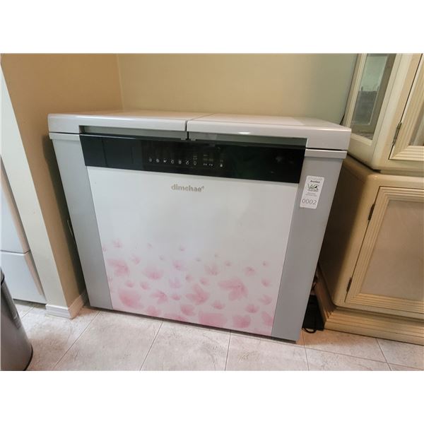 Dimchae Fridge/Freezer A