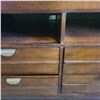 Image 4 : Dresser C