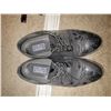Image 5 : Men's Shoes A
