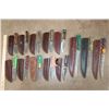 Image 1 : (13) *New* Damascus Steel Fixed Blade KNIVES with custom Leather Sheaths (ONE$)