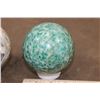 Image 12 : (1) CRAZY LACE AGATE Mineral Sphere and (1) GREEN FUCHITE Mineral Sphere (ONE$)