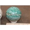 Image 9 : (1) CRAZY LACE AGATE Mineral Sphere and (1) GREEN FUCHITE Mineral Sphere (ONE$)