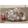 Image 2 : XXL 46 lb Natural CHALCEDONY with Druzy Quartz Crystal Specimen