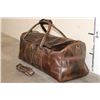 Image 3 : *Brand New* Brown Leather Duffle Bag with an Attachable Strap