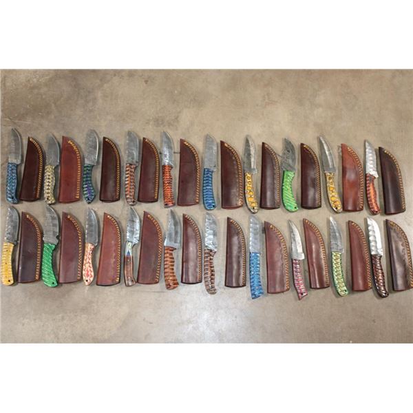 (20) *Brand New* Fixed Blade Damascus Steel KNIVES with Leather Sheaths (ONE$)