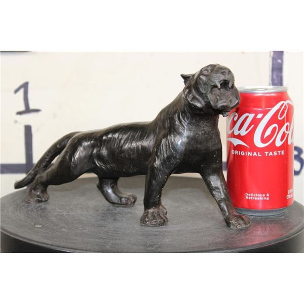 Walking TIGER BRONZE Sculpture, Weight 4 lbs