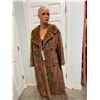 Image 2 : Beautiful Natural MINK Fur Coat