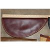 Image 2 : (5) Leather Handgun/Pistol Cases (ONE$)
